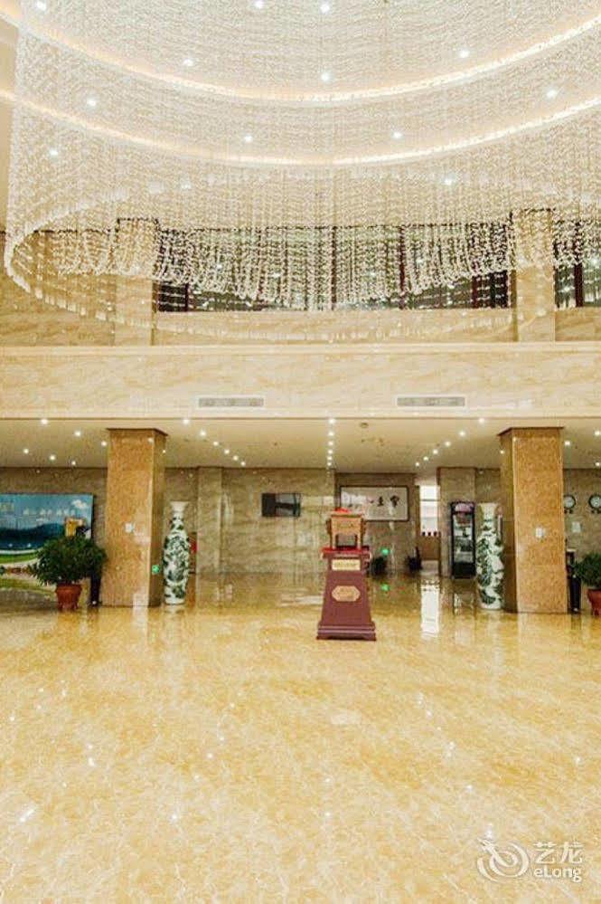Splendid Oriental Business Hotel Tianjin Exterior photo