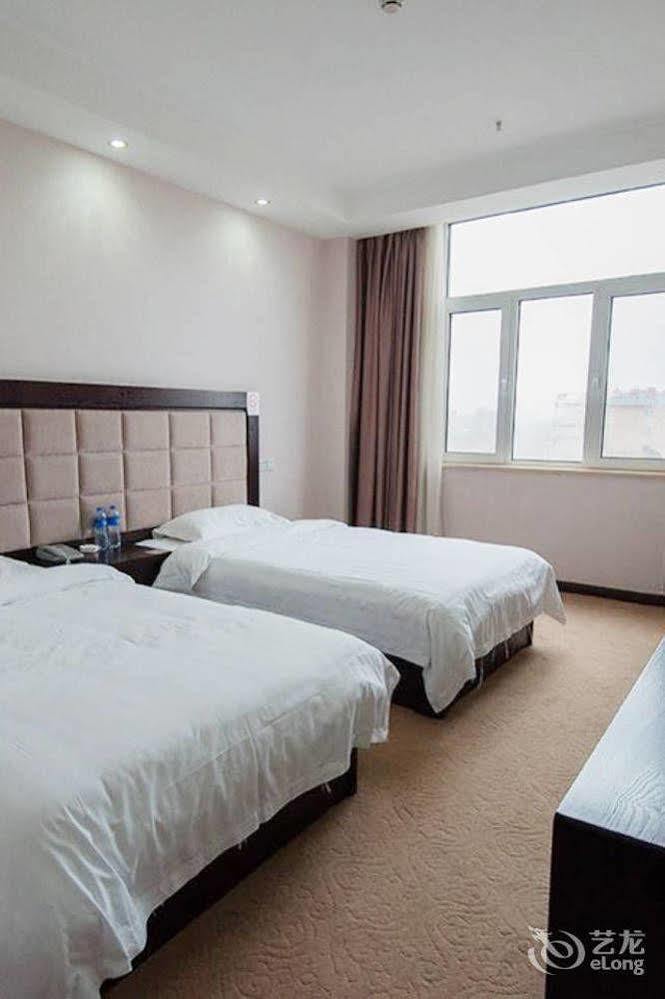 Splendid Oriental Business Hotel Tianjin Exterior photo