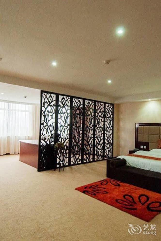 Splendid Oriental Business Hotel Tianjin Exterior photo